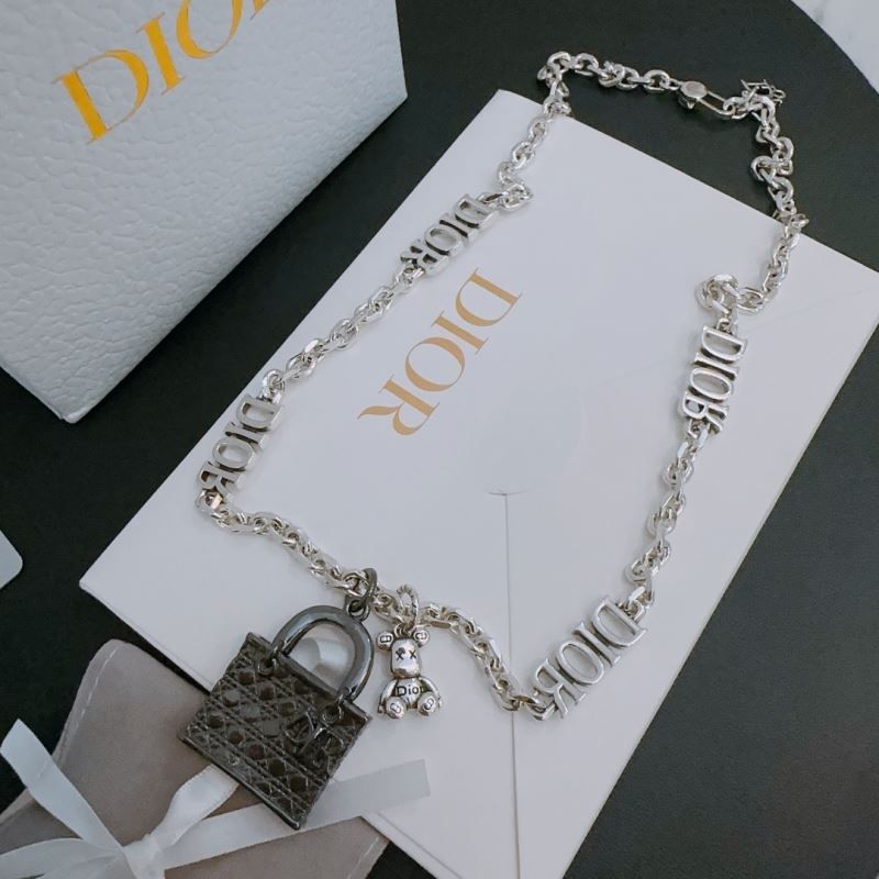chr1st1an D10r necklaces
